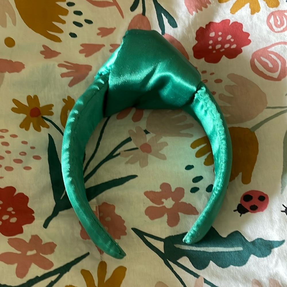 Rock and Bone handmade green silk statement headband. Lele Sadoughi style